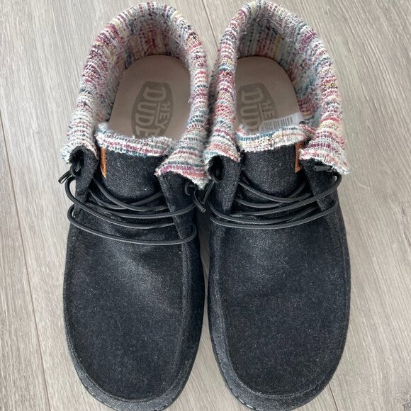 Hey Dude Women's Wendy Fold - Sz 8 - Picture 1 of 2